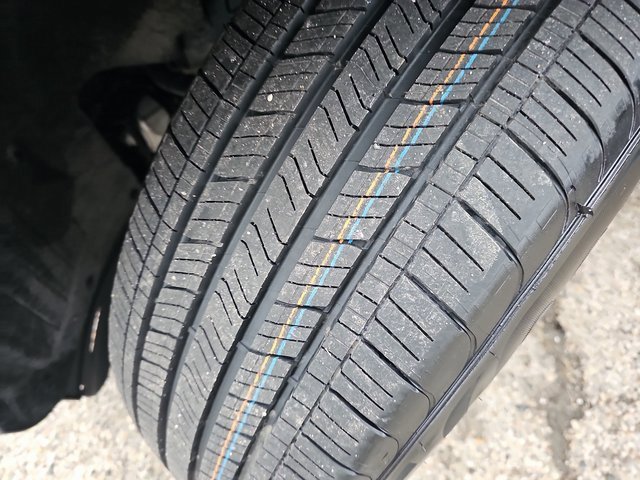 Used 2022 Ford Explorer XLT w/ Equipment Group 202A image 33