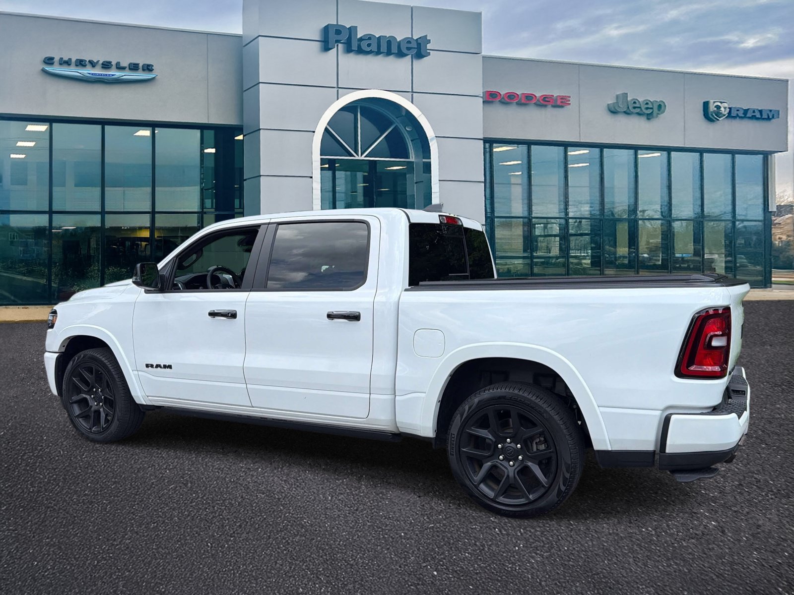 Used 2025 RAM 1500 Laramie w/ Night Edition AWD/4WD image 3