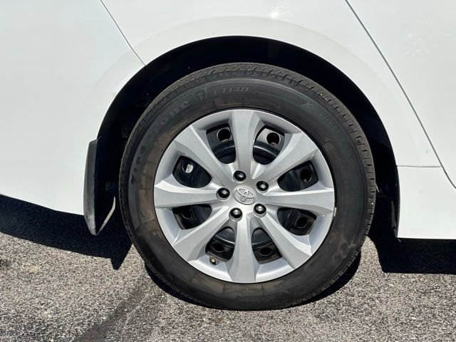 Used 2024 Toyota Corolla LE image 9