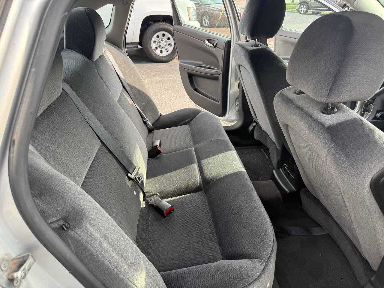 Used 2015 Chevrolet Impala Police FWD image 22