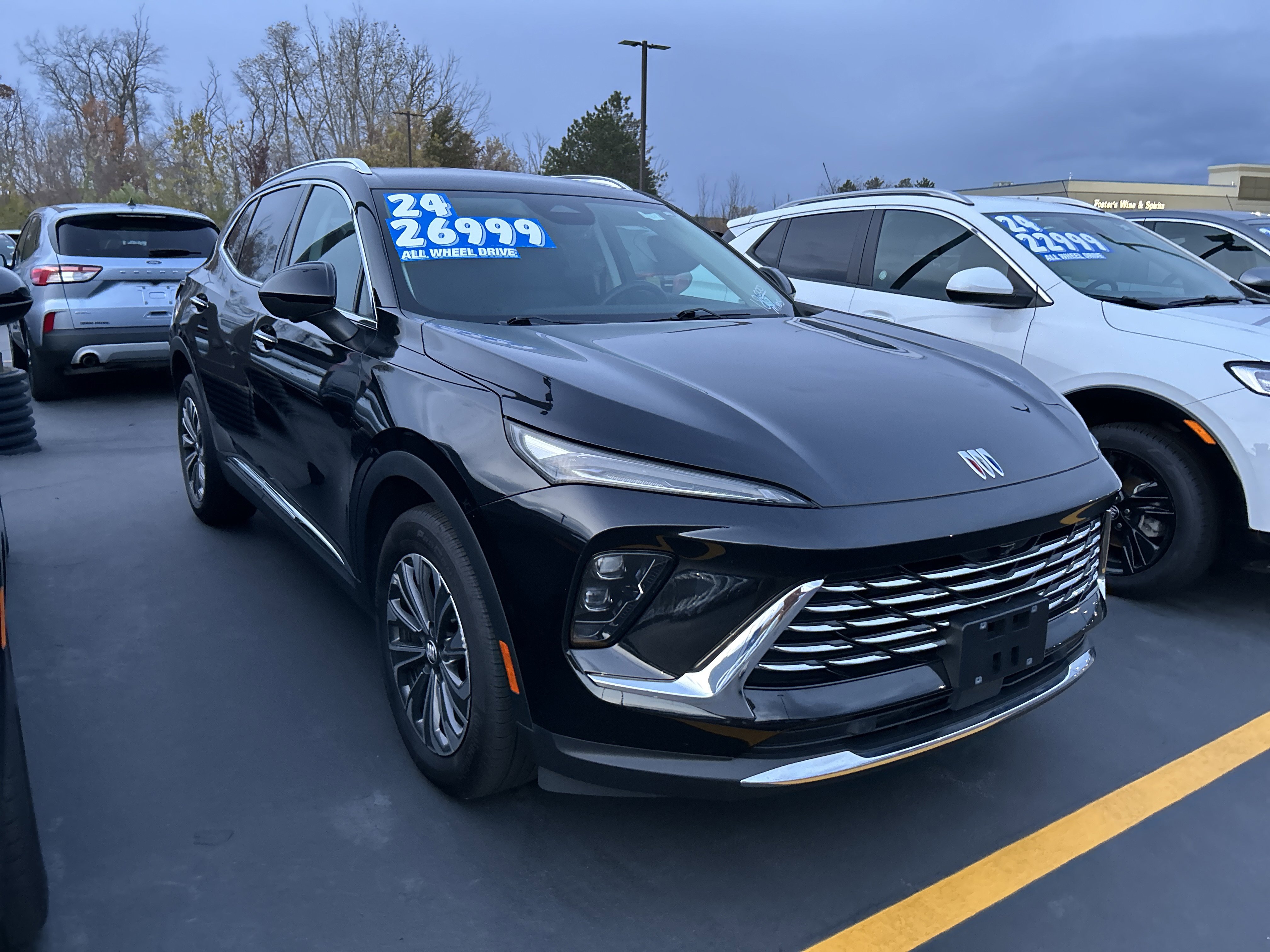 Used 2024 Buick Envision Preferred image 2