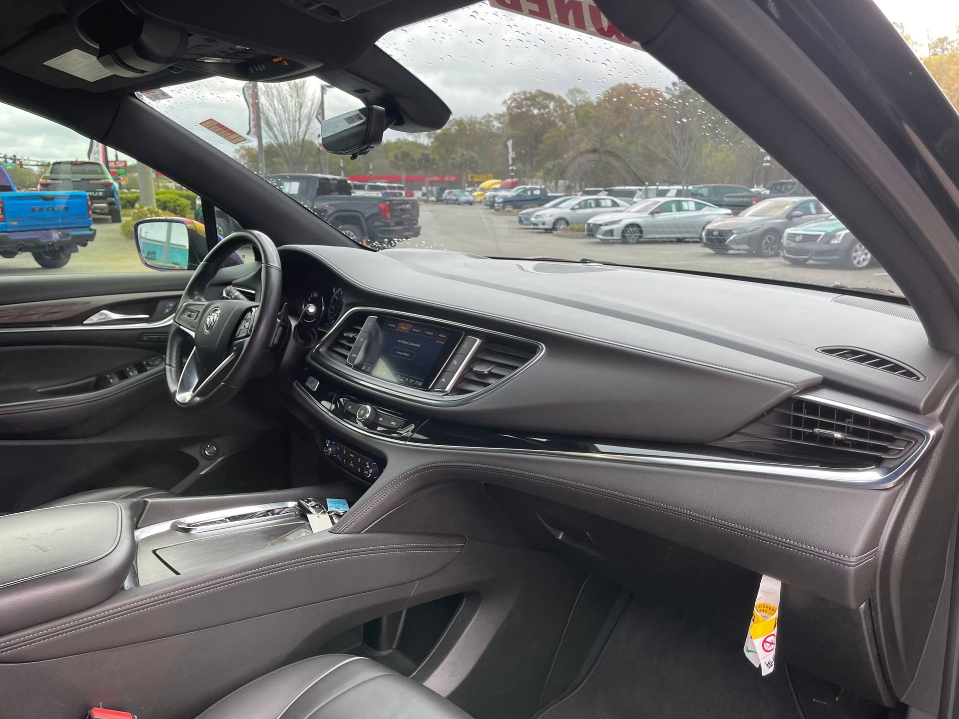 Used 2023 Buick Enclave Avenir w/ Avenir Technology Package image 29
