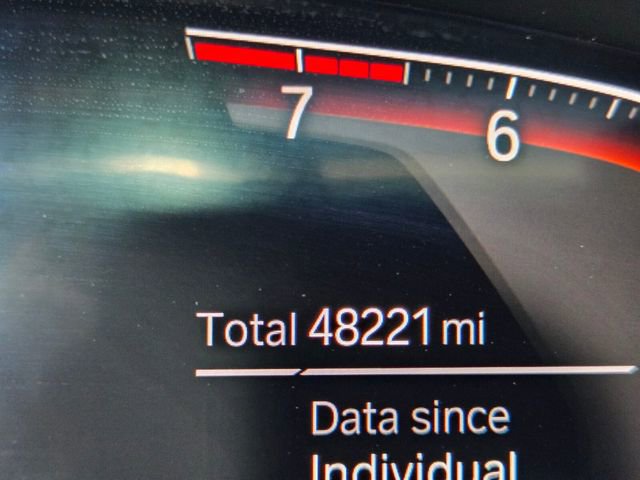 Used 2022 BMW 740i xDrive w/ Premium Package image 32