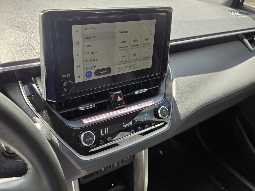 Used 2024 Toyota Corolla Cross XLE AWD/4WD image 21