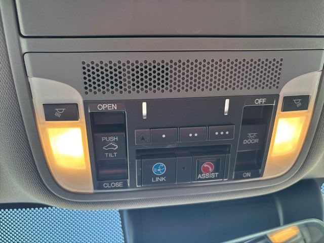 Used 2019 Acura TLX w/ Technology Package FWD image 40
