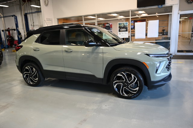 Certified 2024 Chevrolet TrailBlazer RS w/ Convenience Package AWD/4WD image 4
