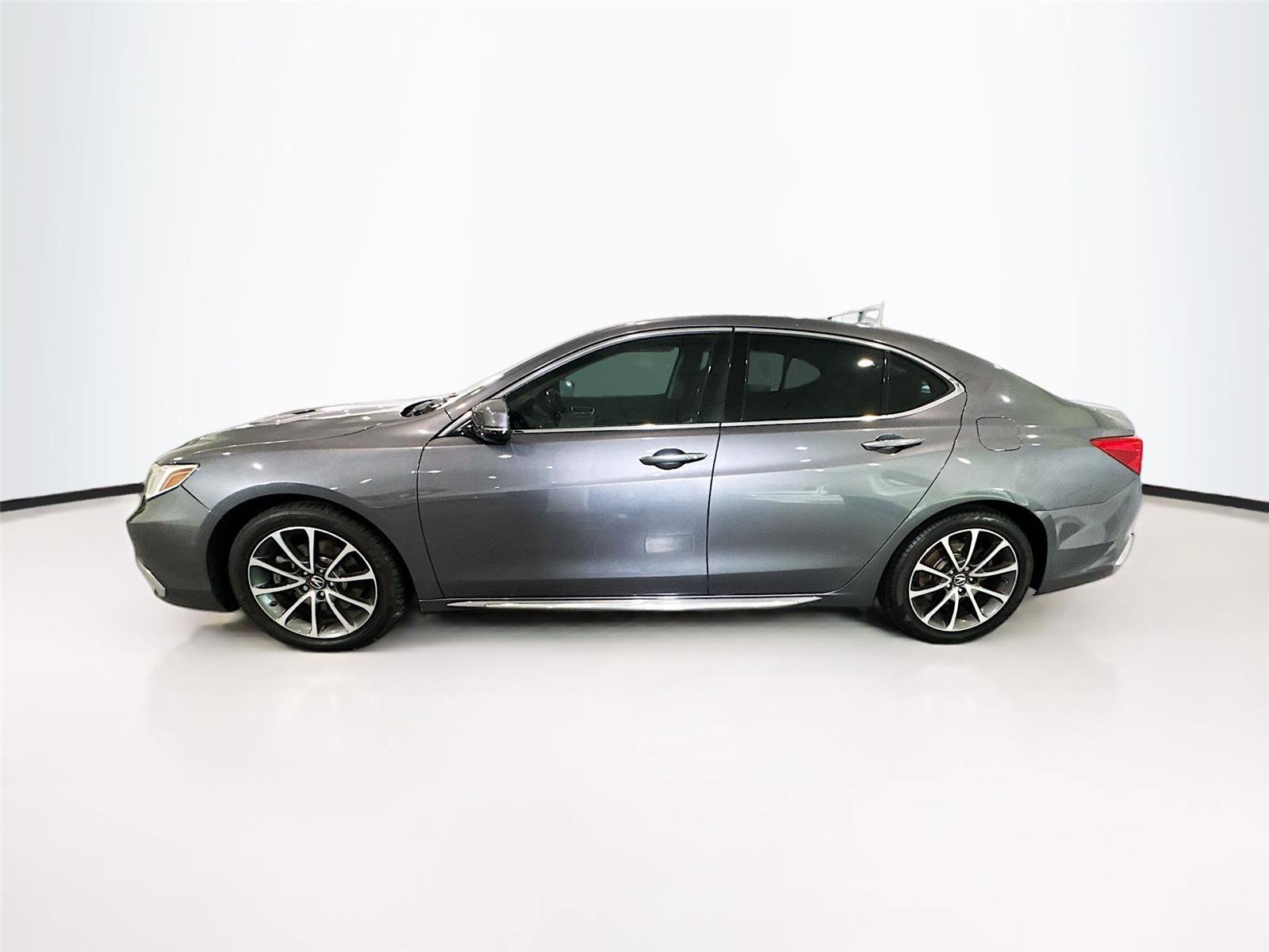 Used 2018 Acura TLX V6 w/ Technology Package FWD image 2