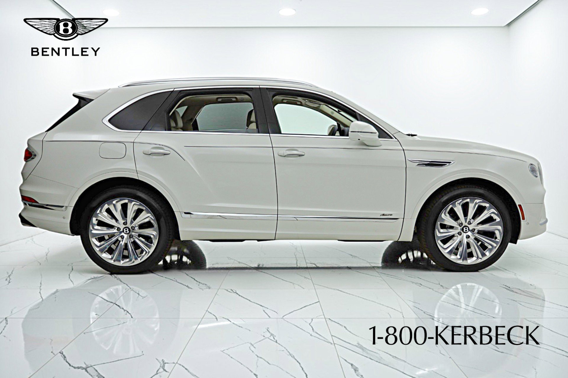 Used 2024 Bentley Bentayga image 24