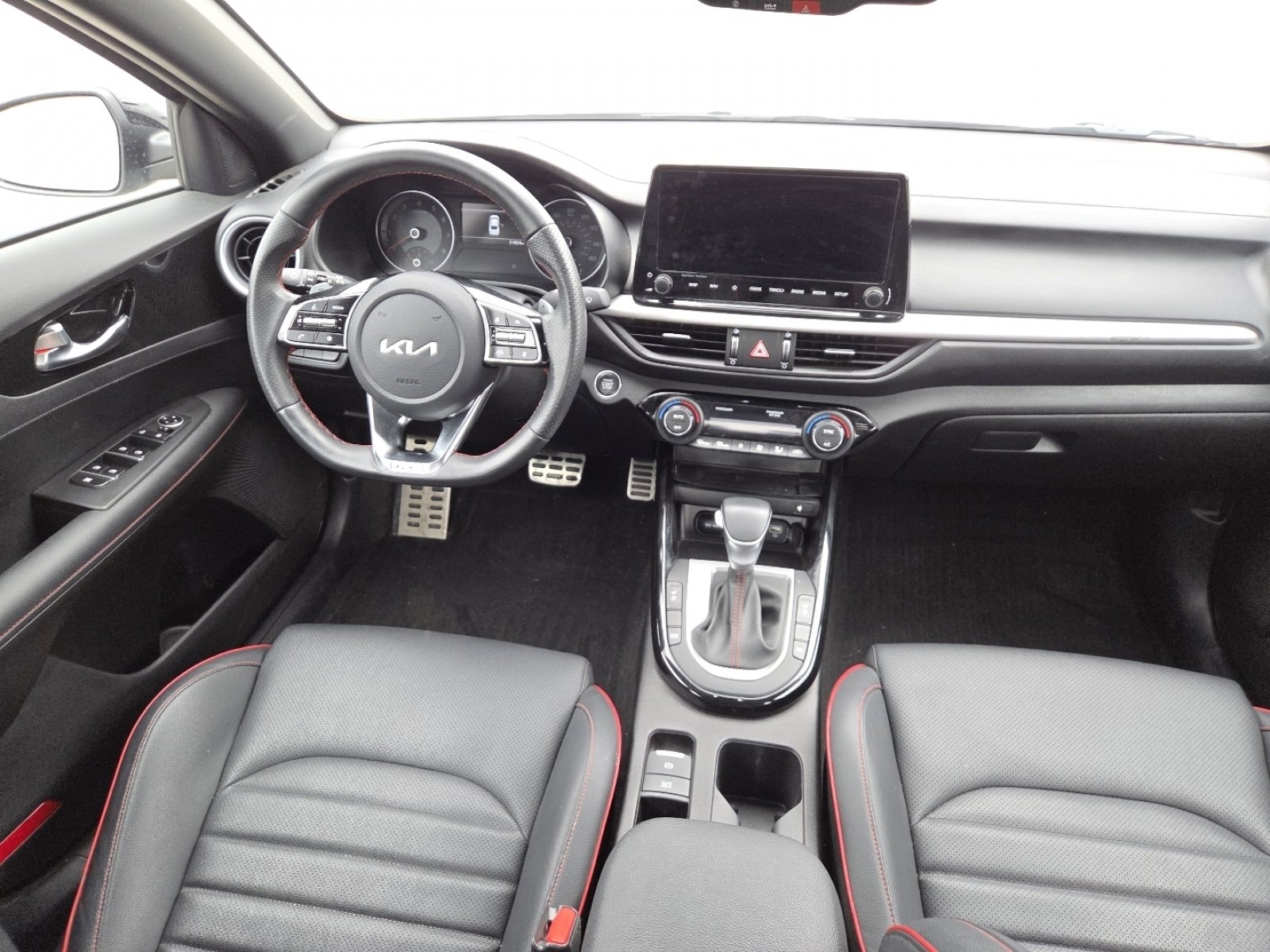 Used 2023 Kia Forte GT w/ GT2 Package FWD image 23