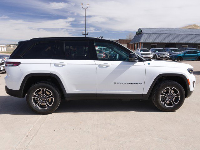 Used 2022 Jeep Grand Cherokee Trailhawk image 5