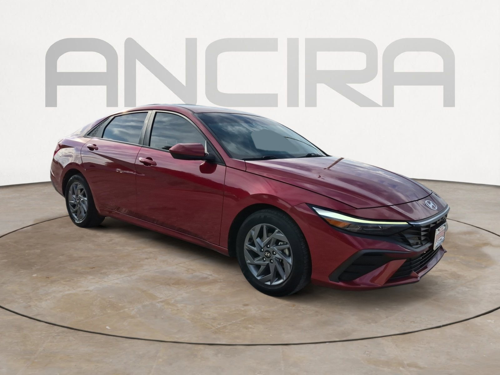 Used 2024 Hyundai Elantra SEL FWD image 5