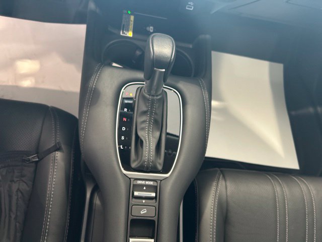 Used 2025 Honda HR-V EX-L image 19