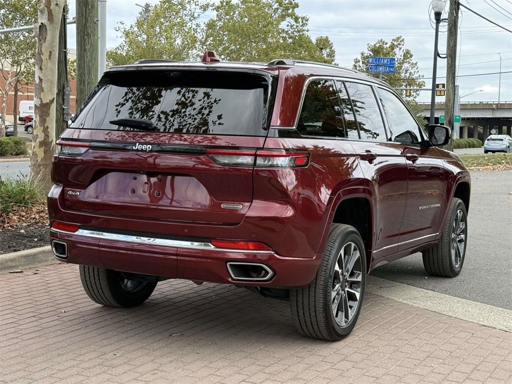 Used 2022 Jeep Grand Cherokee Overland w/ Luxury Tech Group IV image 26