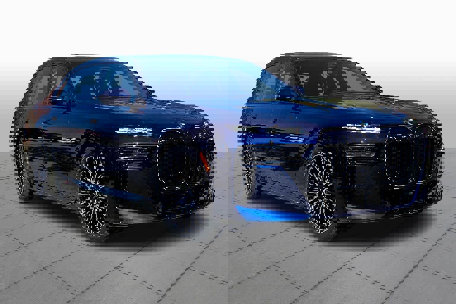 New 2026 BMW i7 eDrive50 w/ Executive Package image 2