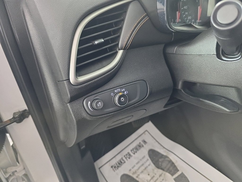 Used 2020 Chevrolet Trax LT image 14