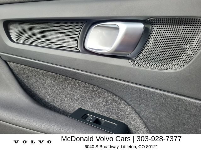 New 2026 Volvo XC40 B5 Ultra w/ Climate Package AWD/4WD image 15