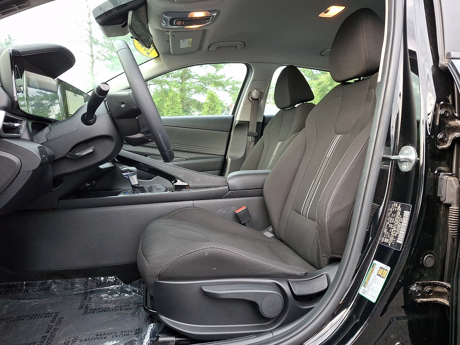 Used 2023 Hyundai Elantra SEL w/ Convenience Package FWD image 14