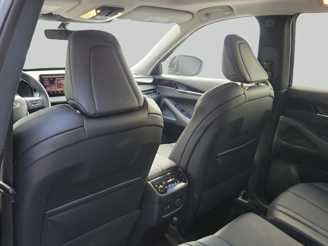 Used 2024 INFINITI QX60 Pure AWD/4WD image 11