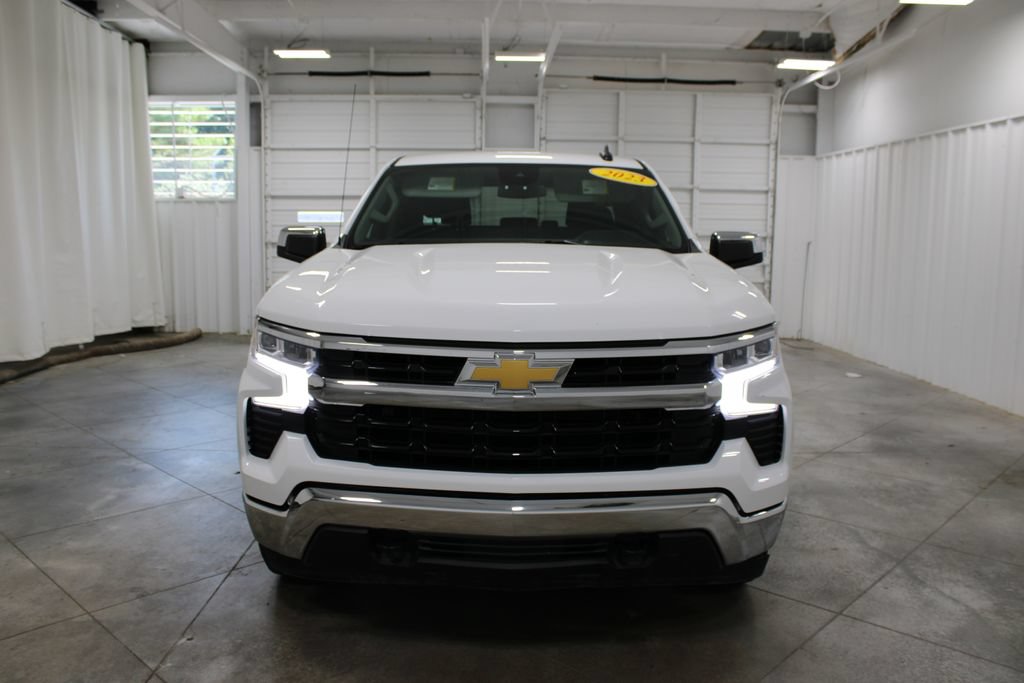 Used 2023 Chevrolet Silverado 1500 LT w/ Work Truck Package AWD/4WD image 3