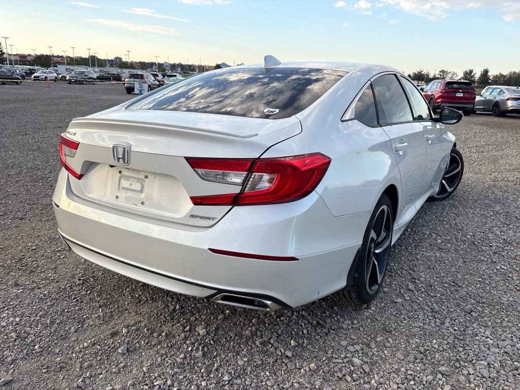 Used 2019 Honda Accord Sport image 9