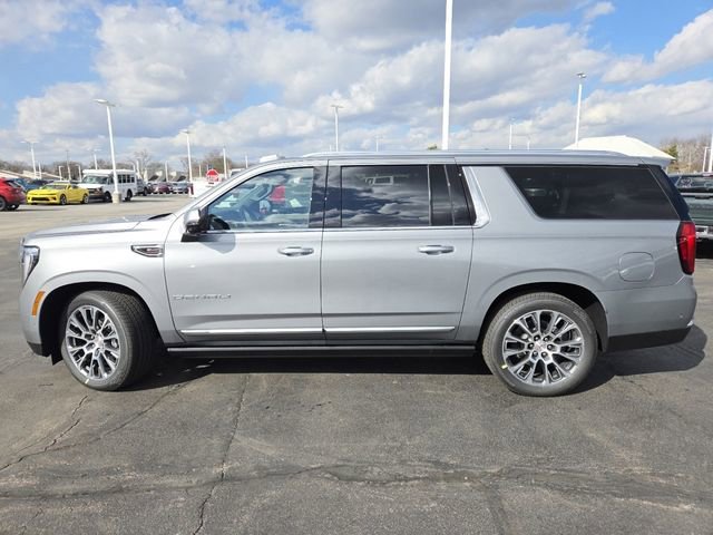 New 2026 GMC Yukon XL Denali w/ Denali Reserve Package image 29