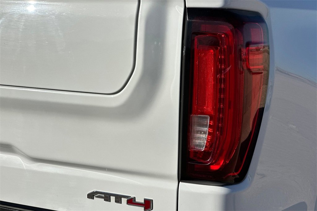Used 2021 GMC Sierra 1500 AT4 image 28