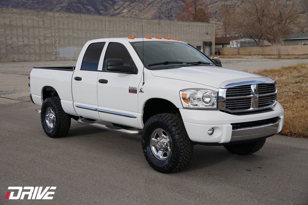 Used 2008 Dodge Ram 2500 Truck Laramie w/ Trailer Tow Group image 2