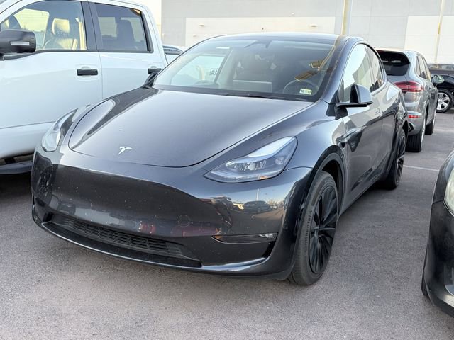 Used 2024 Tesla Model Y Long Range AWD/4WD image 1