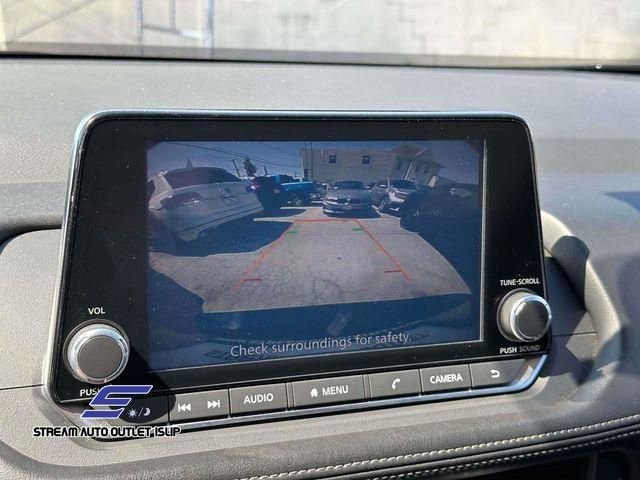 Used 2024 Nissan Rogue SV image 31