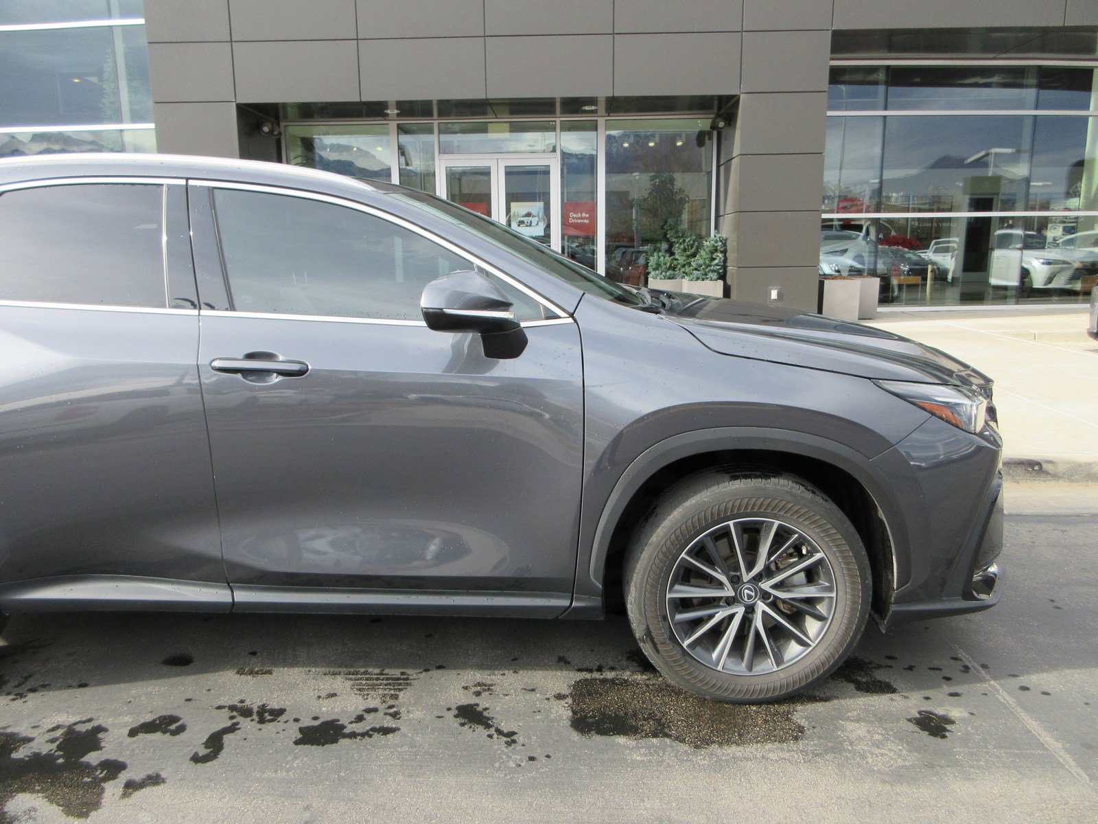 Used 2023 Lexus NX 250 FWD w/ Premium Package image 12