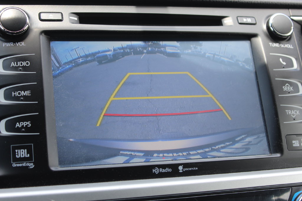 Used 2014 Toyota Highlander Limited FWD image 29