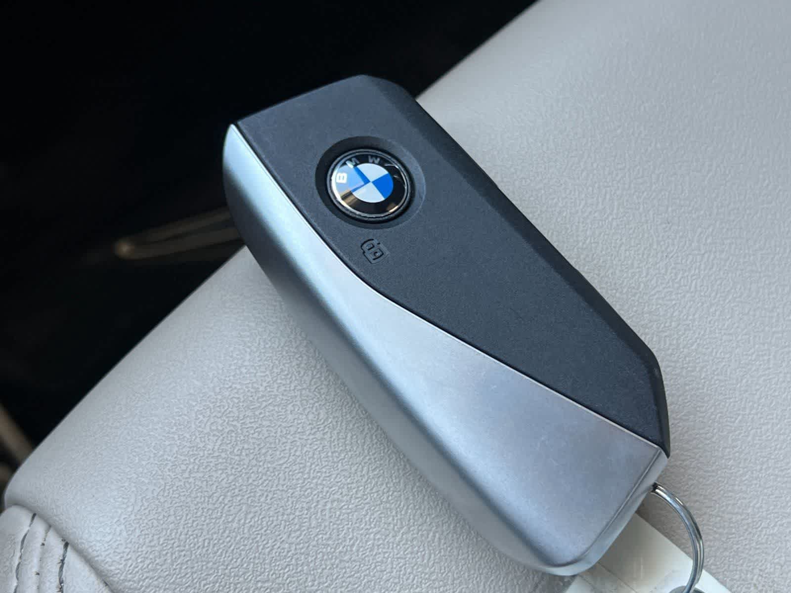 Used 2025 BMW X1 xDrive28i w/ Technology Package AWD/4WD image 30