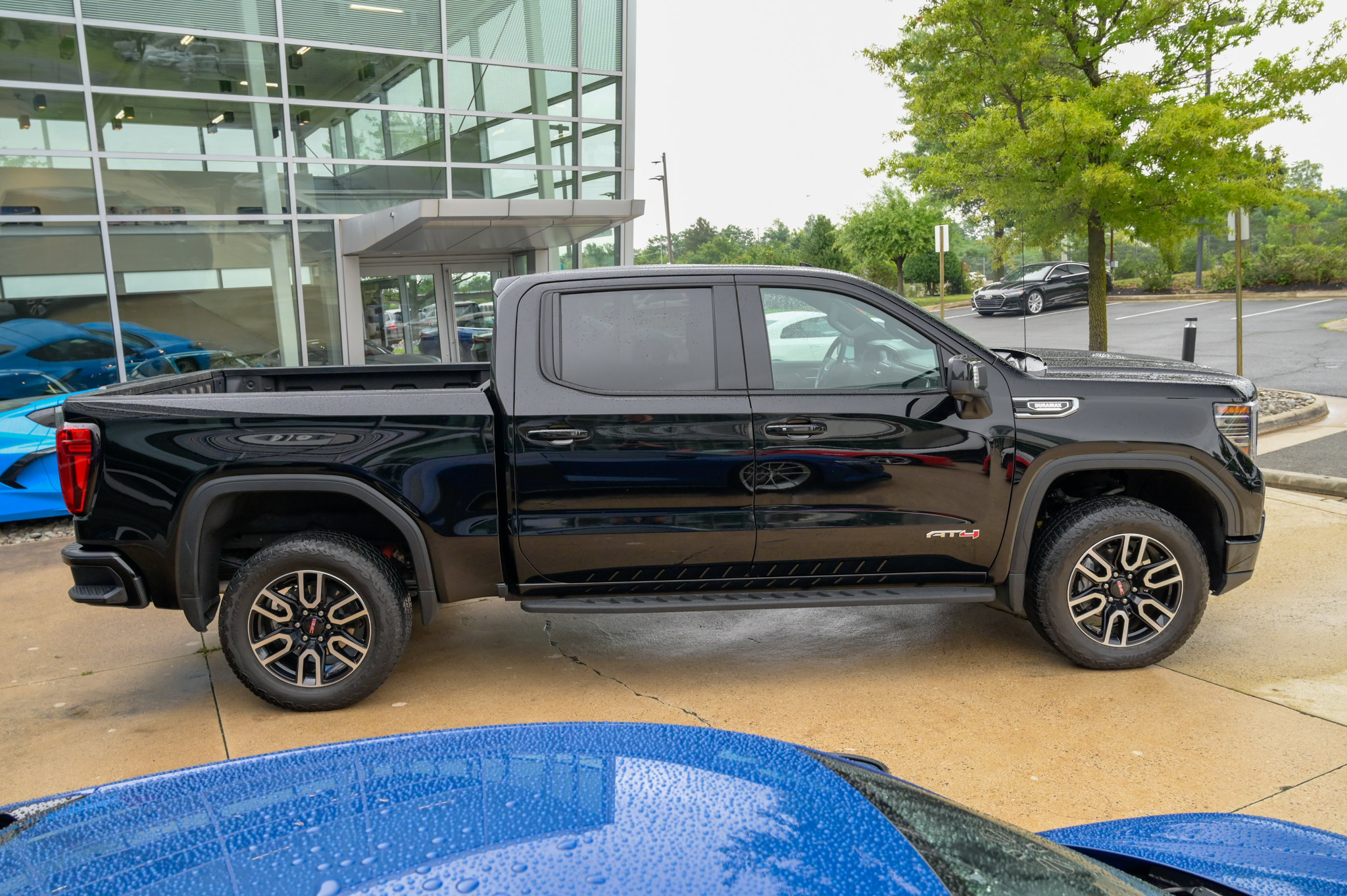 Used 2026 GMC Sierra 1500 AT4 w/ AT4 Preferred Package AWD/4WD image 4