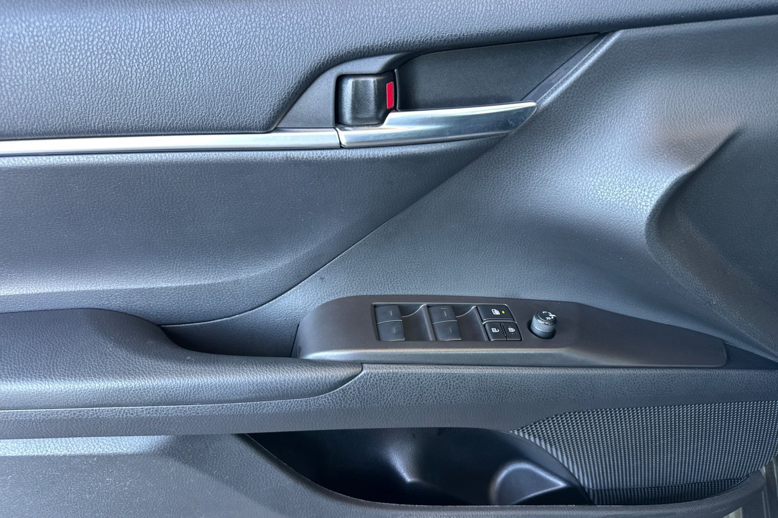 Certified 2023 Toyota Camry SE w/ Audio Upgrade Package FWD image 17