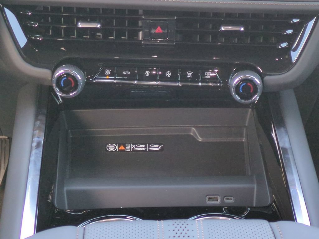 New 2026 Chevrolet Suburban High Country AWD/4WD image 18