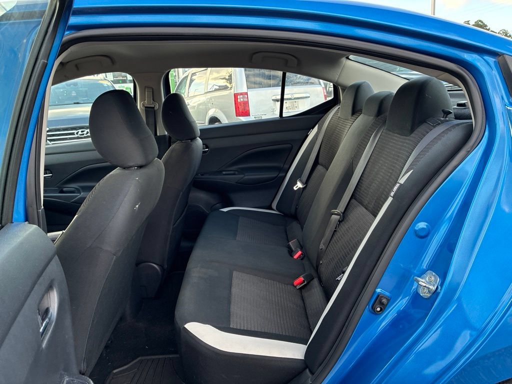 Used 2020 Nissan Versa SV FWD image 16