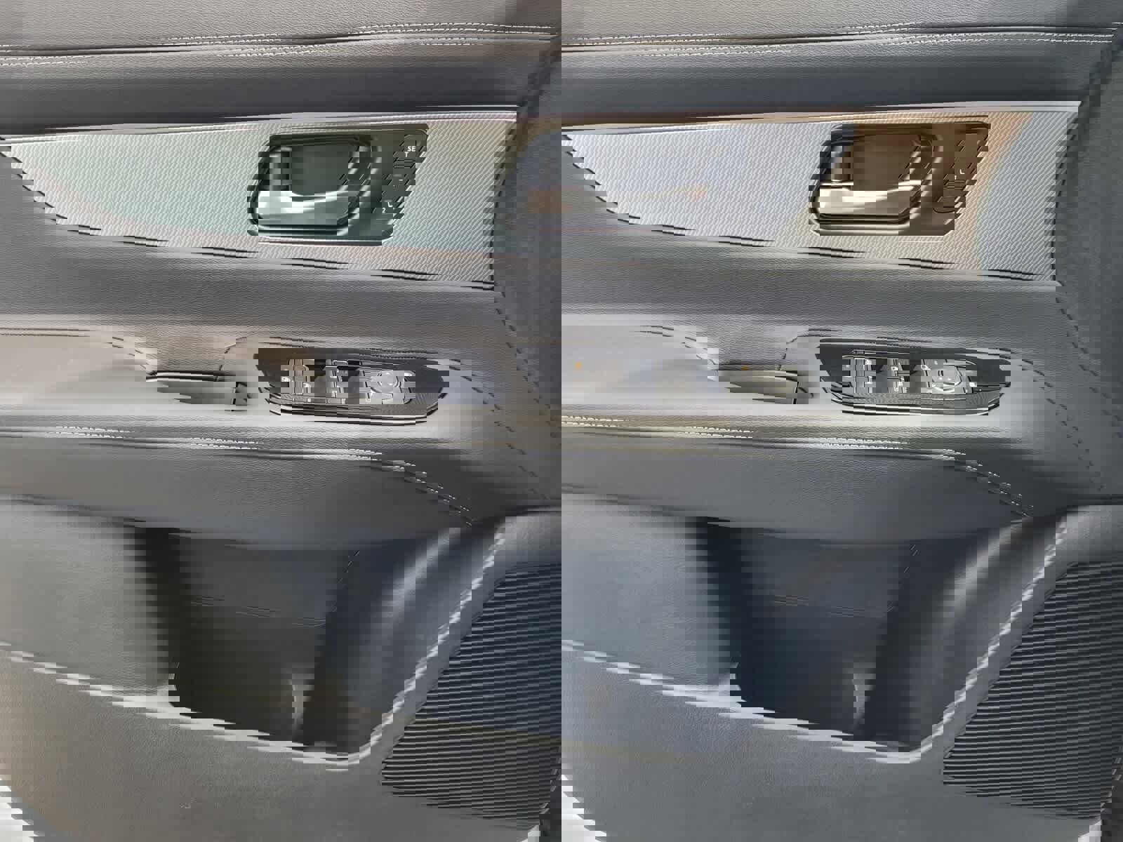 New 2025 Nissan Murano SL w/ Cargo Package image 15