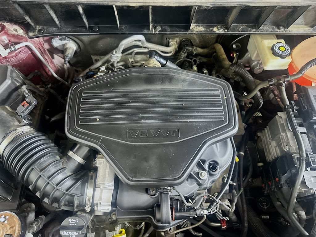 Used 2017 GMC Acadia SLT FWD image 30