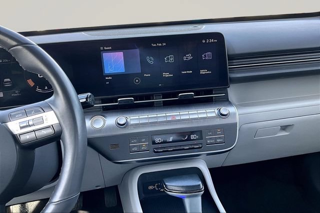 Used 2024 Hyundai Kona SEL FWD image 9