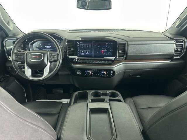 Used 2024 GMC Sierra 1500 SLT AWD/4WD image 18