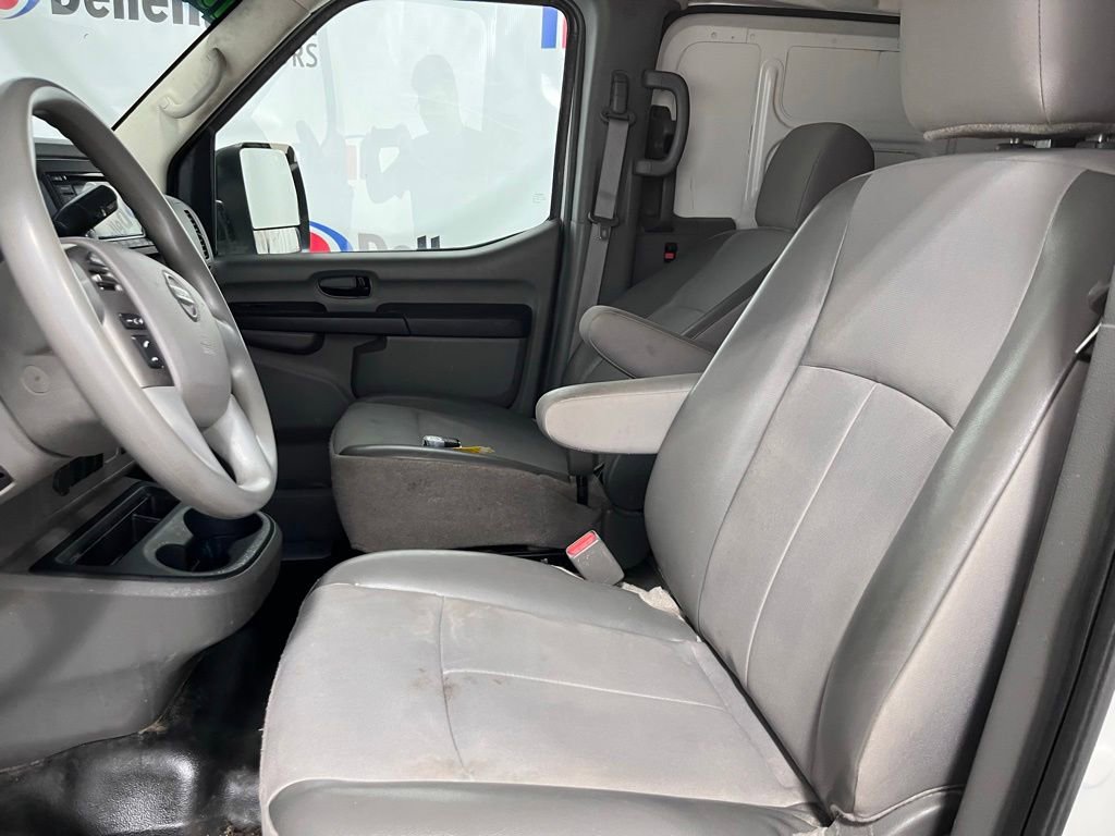 Used 2018 Nissan NV 1500 S w/ Rear Door Glass Package RWD image 10