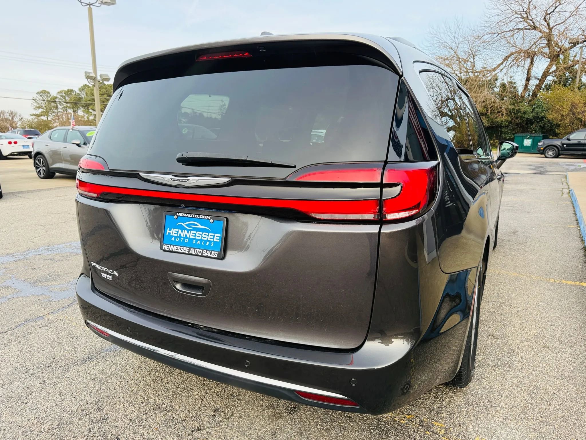 Used 2022 Chrysler Pacifica Touring-L FWD image 23