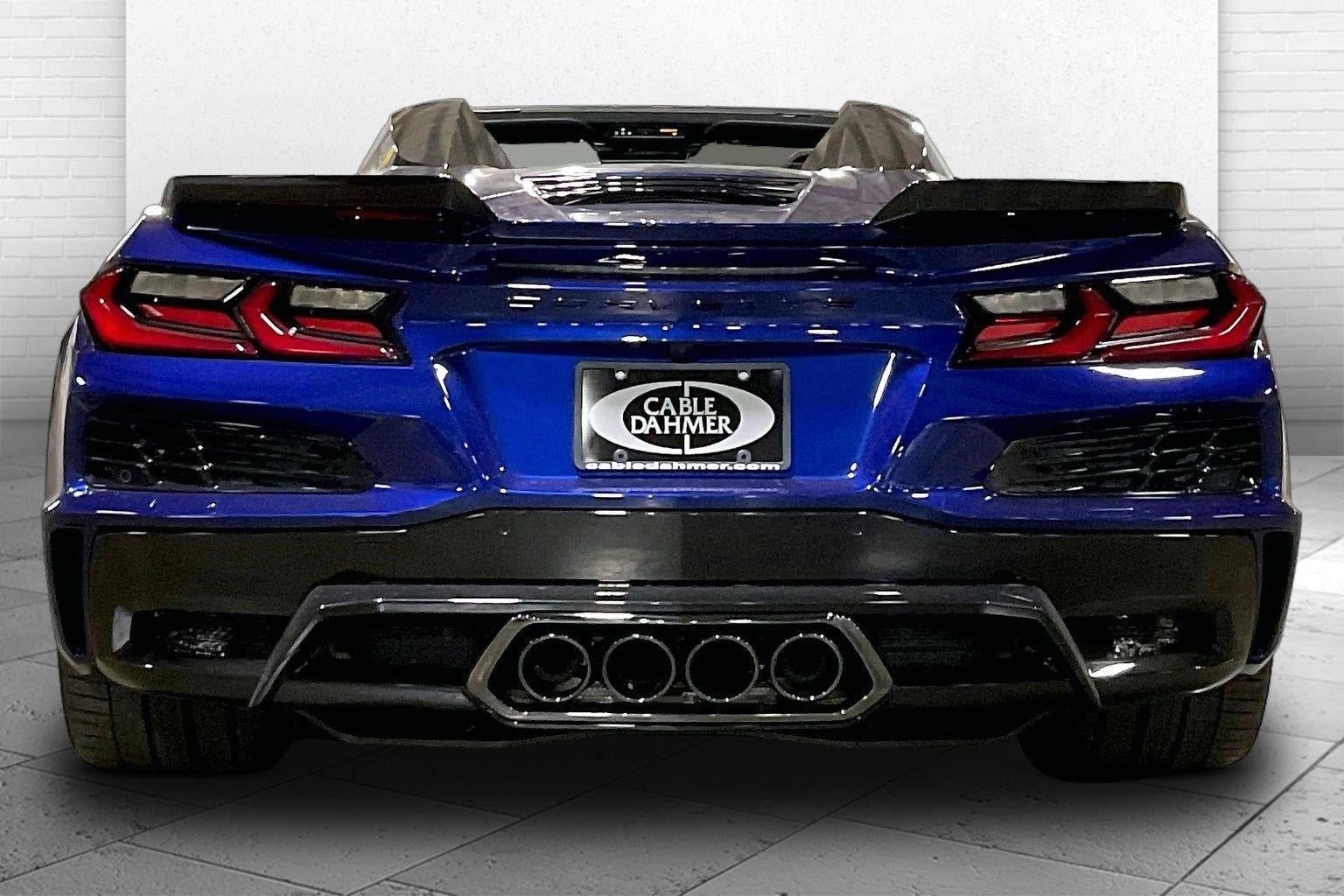 New 2027 Chevrolet Corvette Z06 w/ Stealth Interior Trim Package RWD image 4