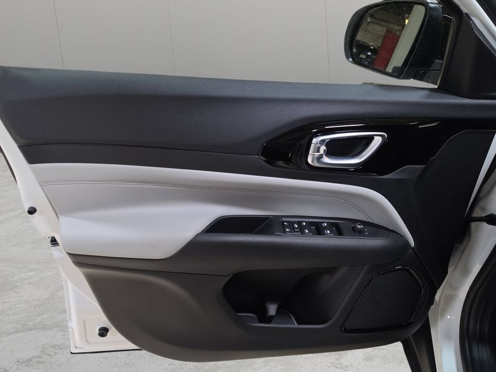 New 2026 Jeep Compass Limited AWD/4WD image 21