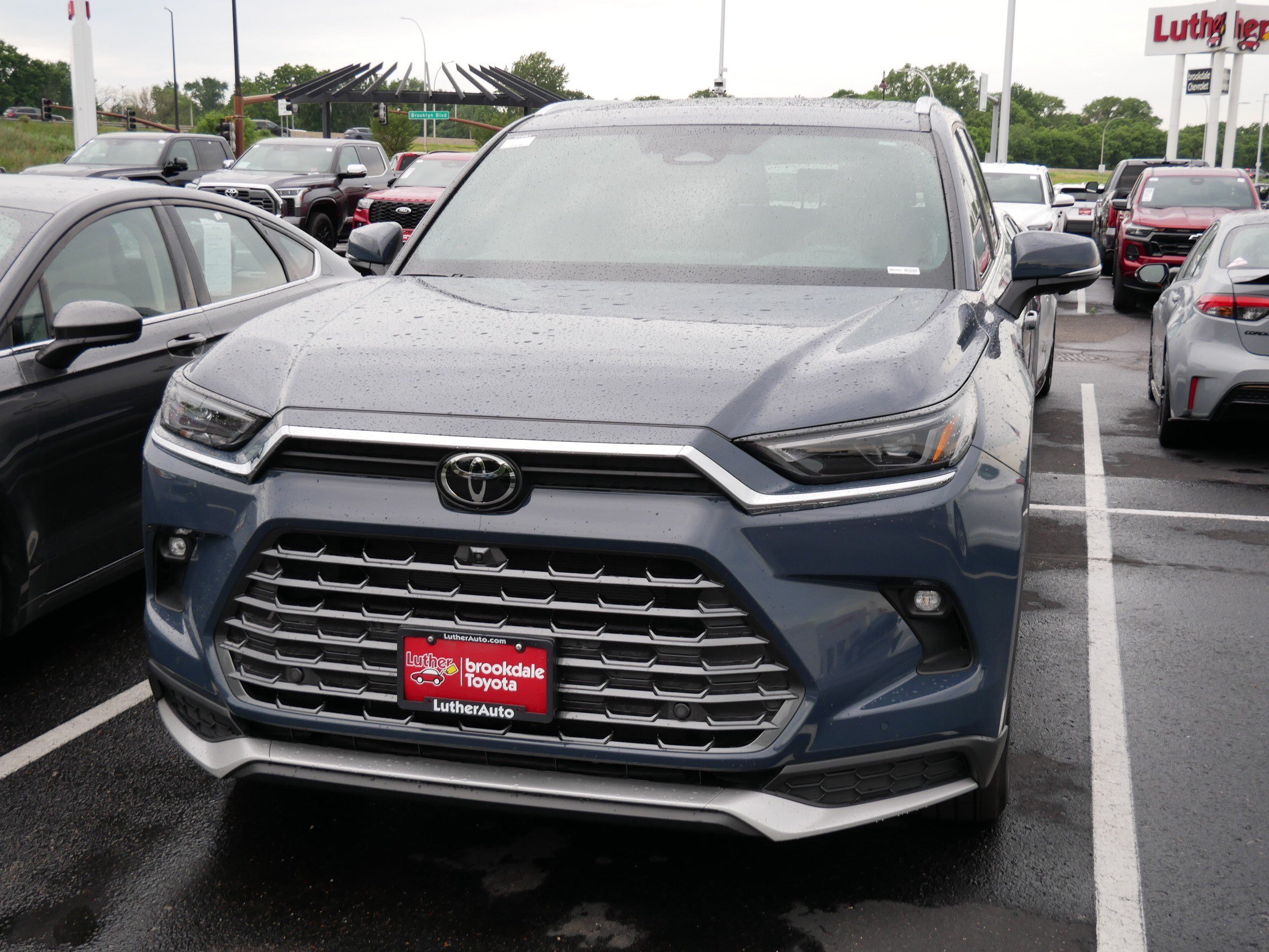 Certified 2026 Toyota Grand Highlander AWD Hybrid video 2