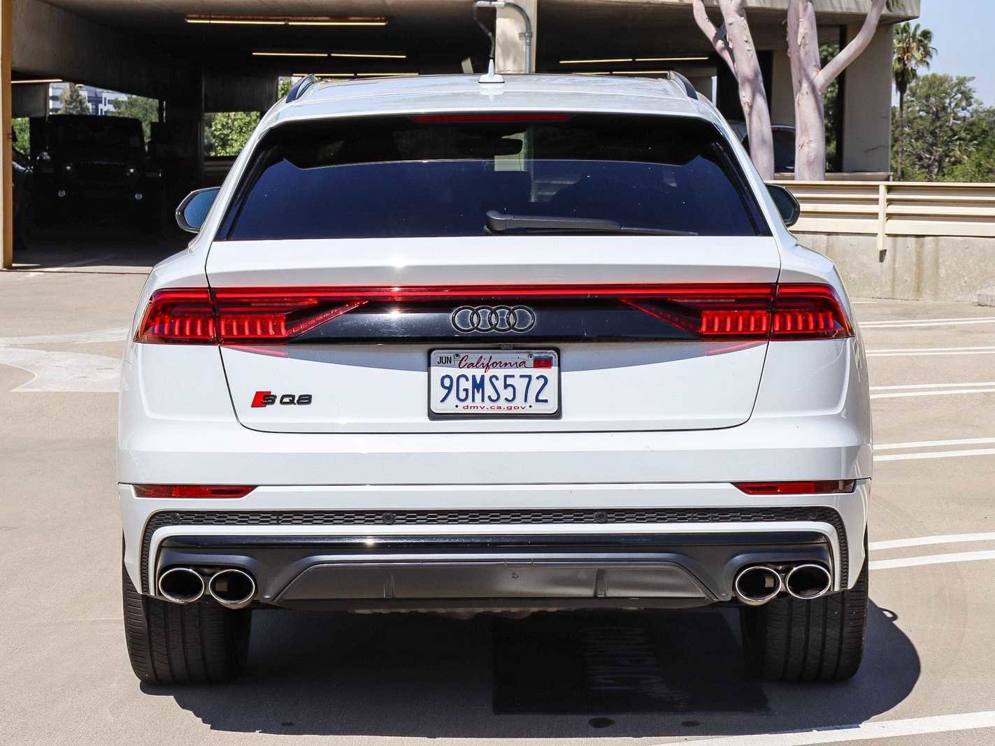 Used 2023 Audi SQ8 Prestige w/ Prestige Package AWD/4WD image 3