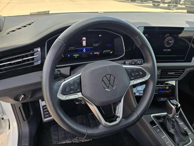 Used 2025 Volkswagen Jetta Sport FWD image 31