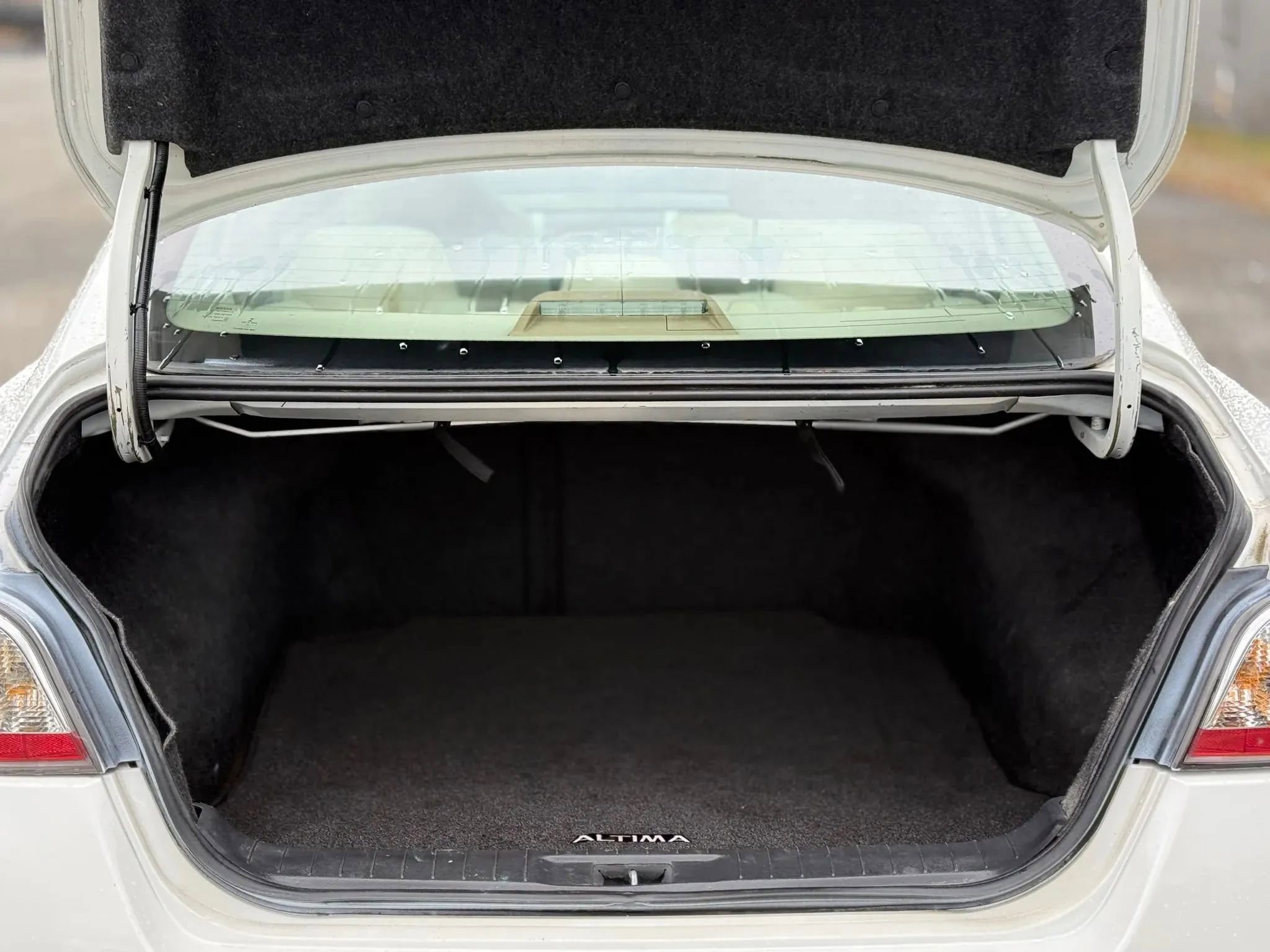 Used 2015 Nissan Altima 2.5 S w/ Power Driver Seat Package FWD image 28