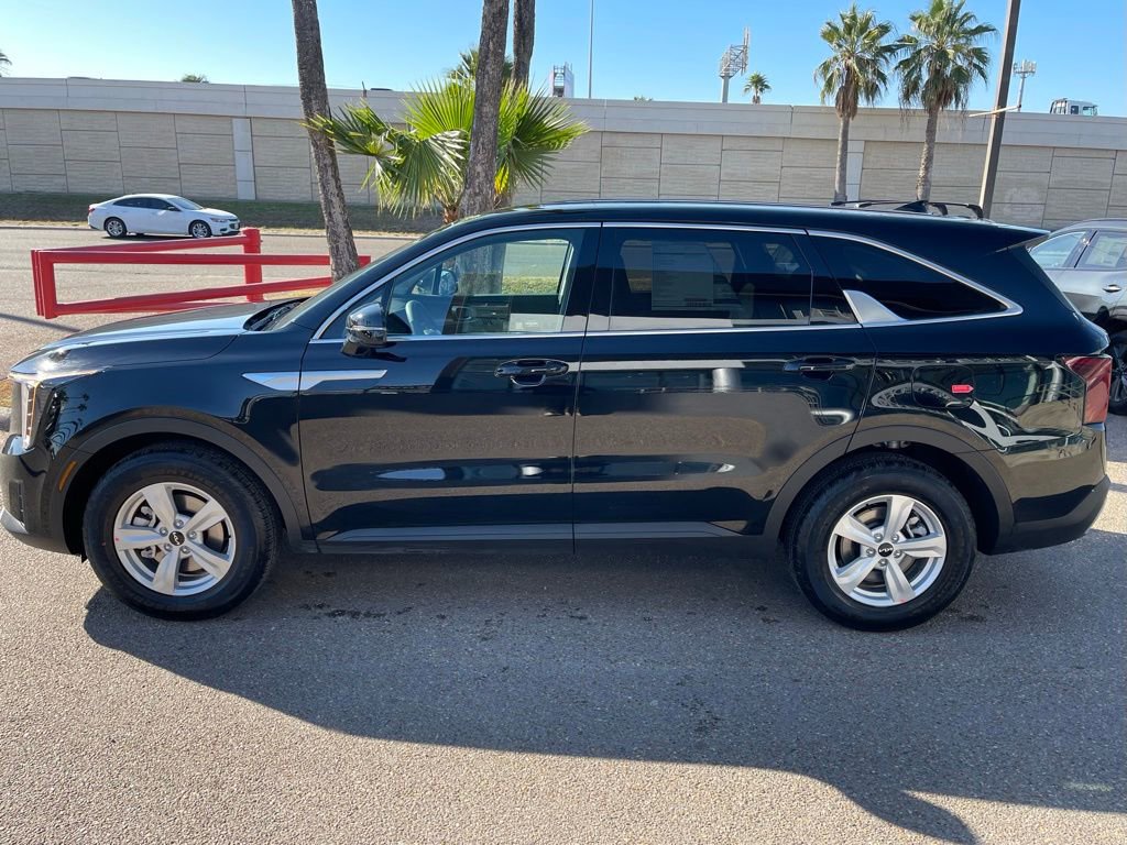 New 2026 Kia Sorento LX image 4