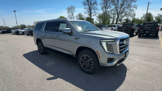 New 2026 GMC Yukon XL Elevation w/ Elevation Premium Package image 2